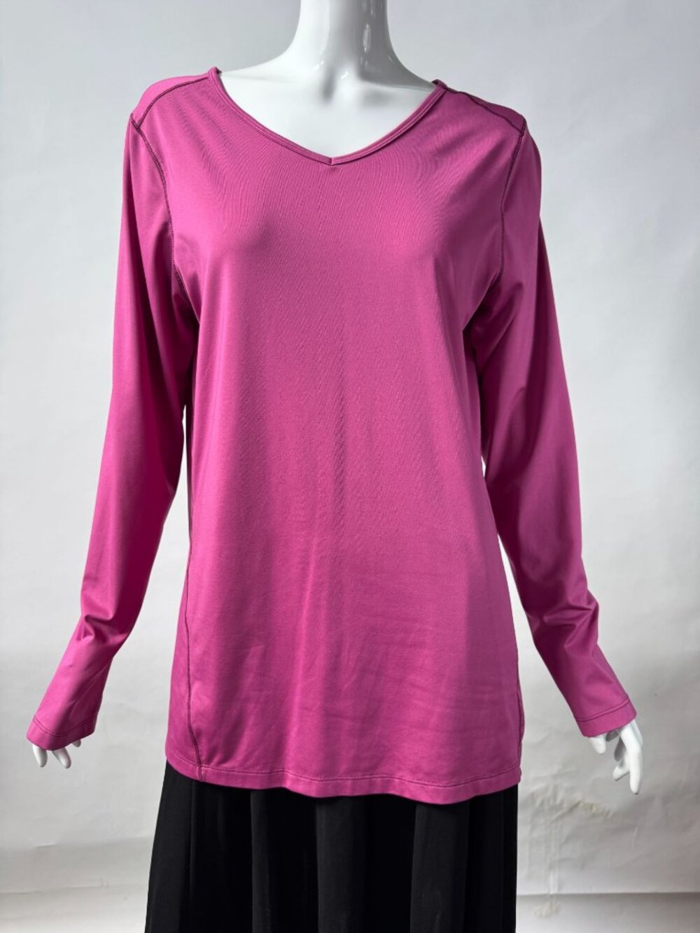 Duluth Trading Co Womens Magenta Long Sleeve UPF 50 Shirt M Polyester Spandex